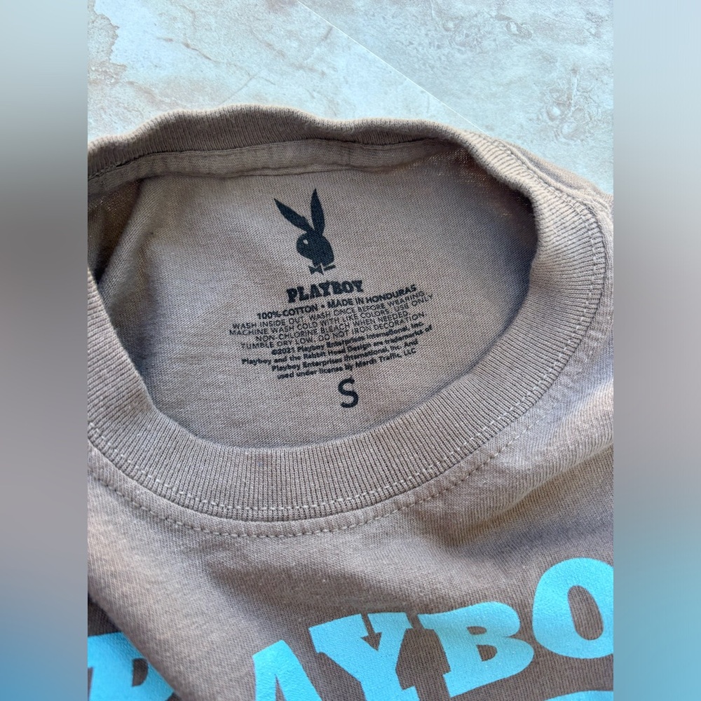 PLAYBOY Brown Cropped Tee with Pink Bunny and Blue Trim - Picture 3 of 6